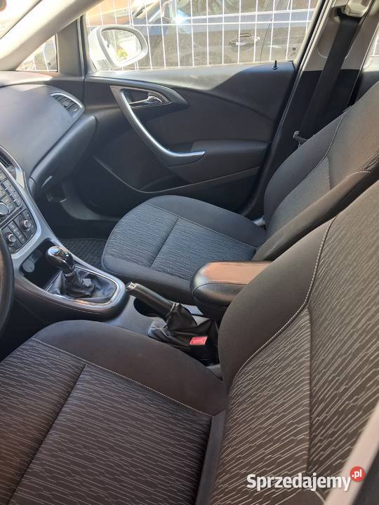Opel Astra J 2013 r Kąty Wrocławskie