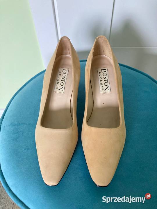 Nowe skórzane beżowe nubukowe buty Boston Accent Nisko sprzedam