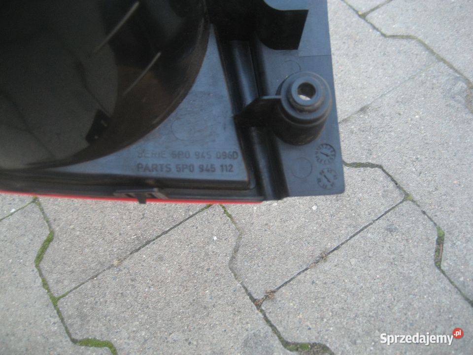 SEAT ALTEA 5P0 0408r LAMPA TYŁ PRAWA 5P0945112 osobowe Lampy tylne Rakoniewice