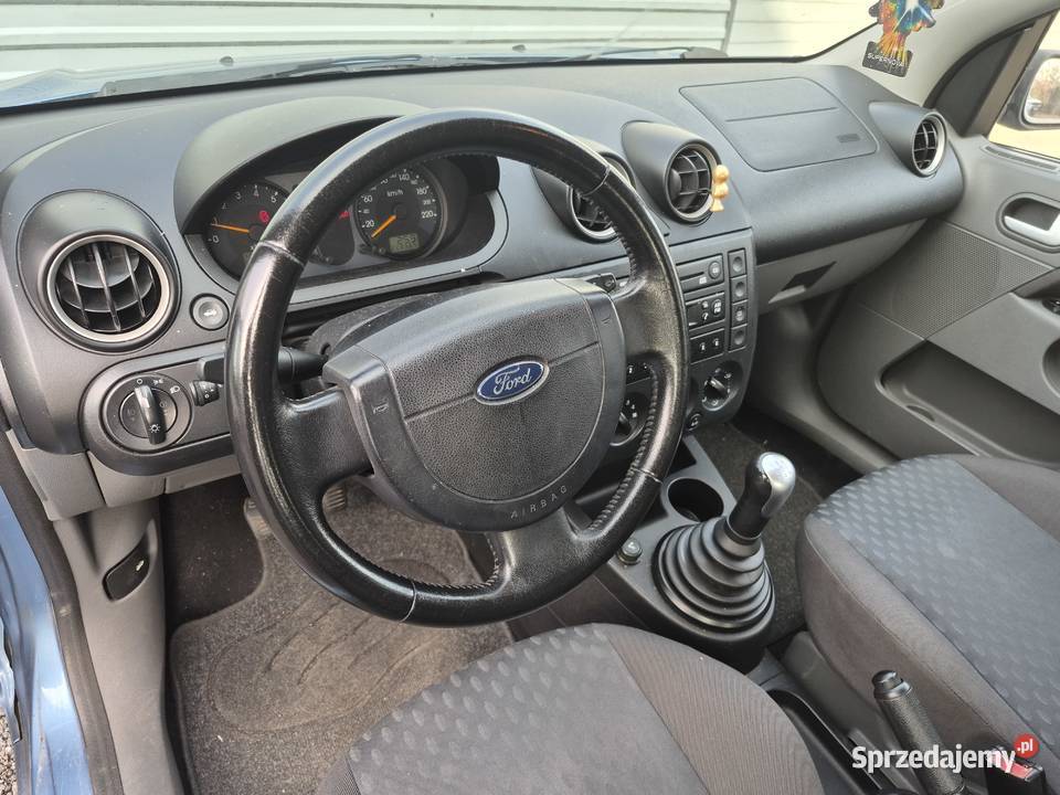 Ford Fiesta 14 benz 2002r Klimatyzacja Mogilno