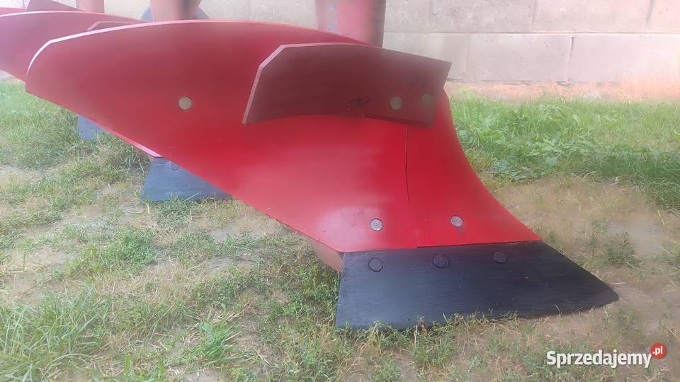 PŁug 3 skibowy Nowe elementy robocze Kultywator Pługi Białobrzegi