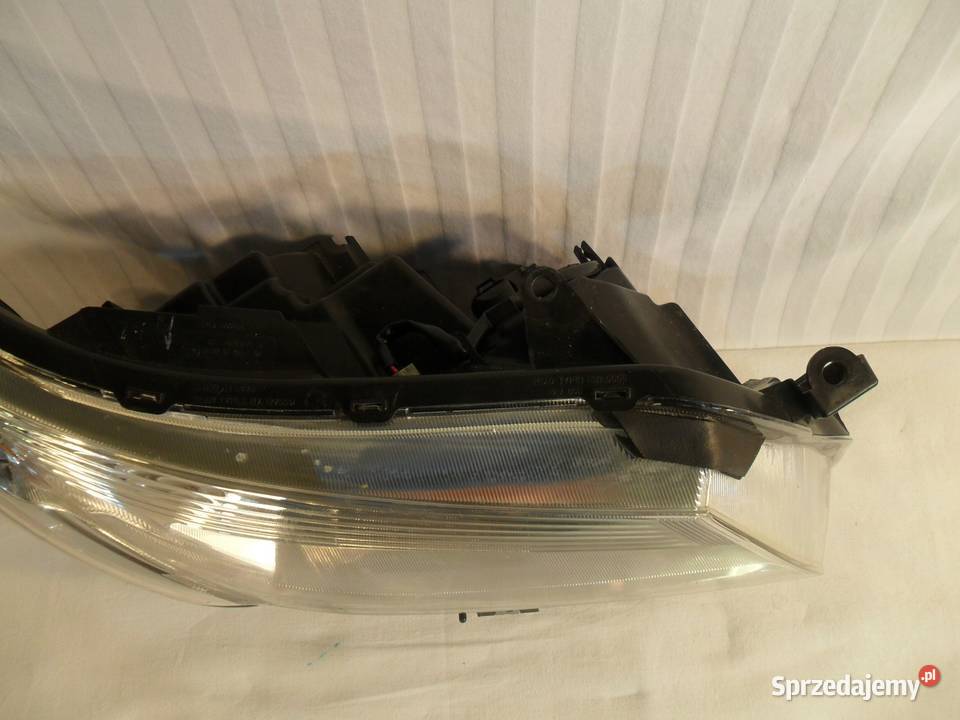 LAMPA PRAWY PRZÓD SUBARU FORESTER III 2008 EU Nowy Tomyśl