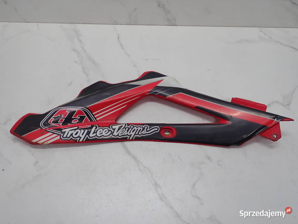 Osłona Owiewka Chłodnicy Zbiornika Paliwa