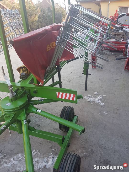 Zgrabiarka 35m firmy Armasz Olecko