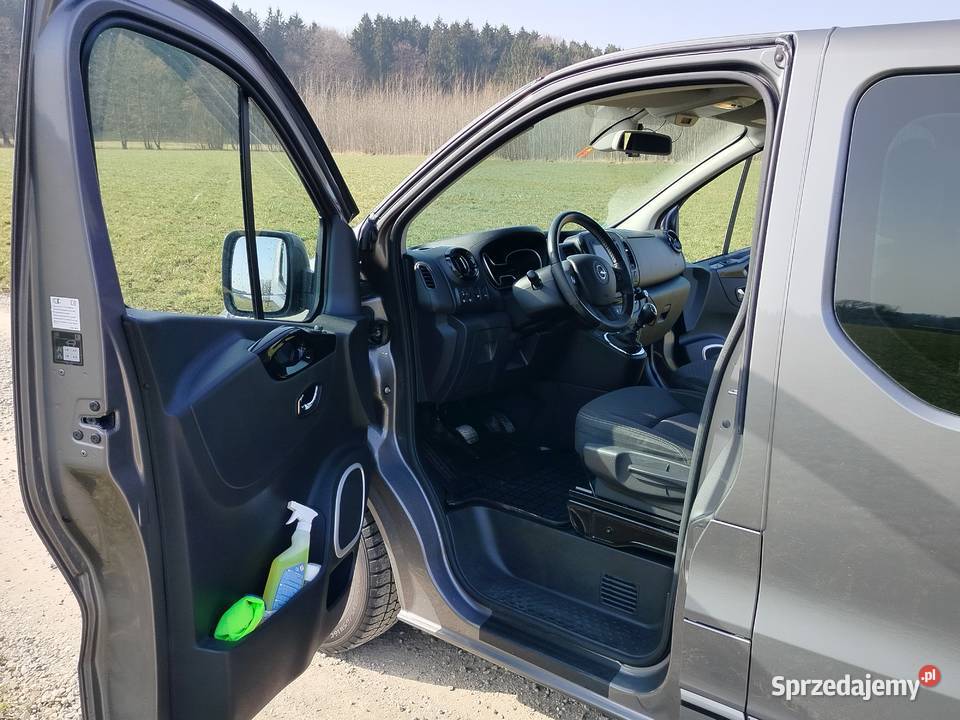 Opel Vivaro Paradyż