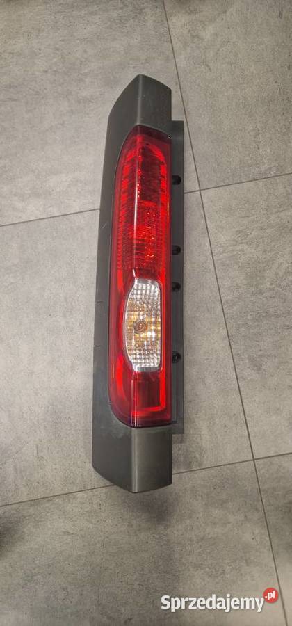 Lampa lewa tylnia OPEL VIVARO MASTER PRIMASTAR dostawcze
