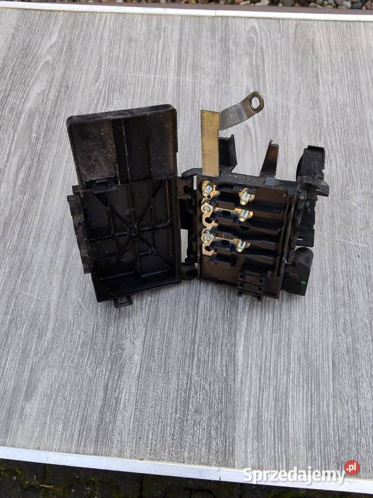 Skrzynka bezpieczników Golf 4 Seat SkodaAudi Siedlnica