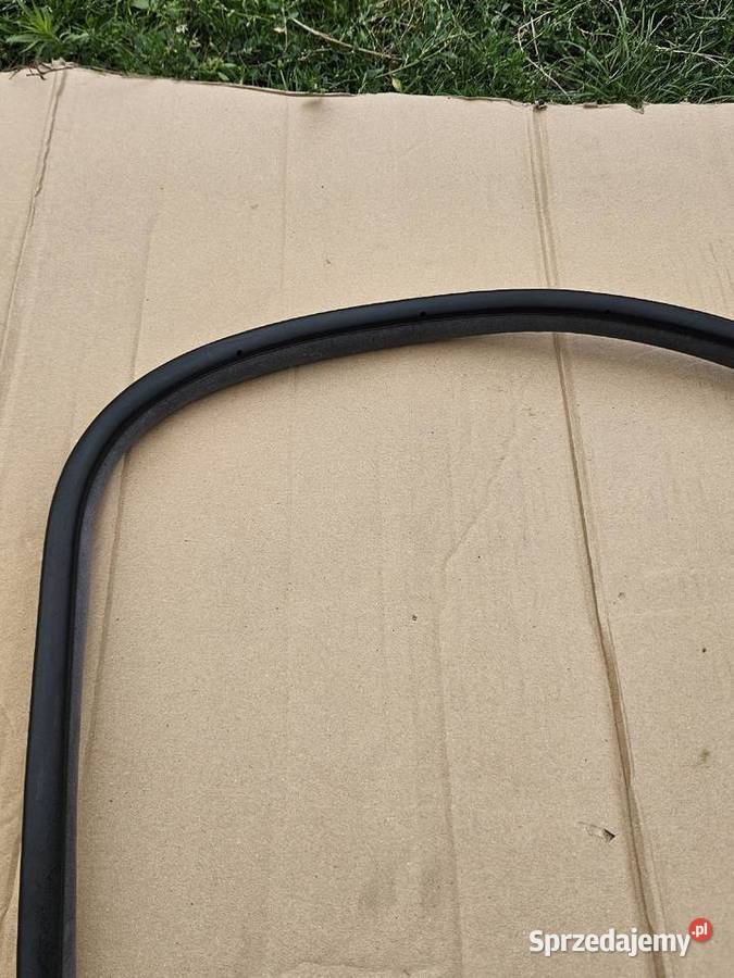 Uszczelka drzwi tylnych Bmw e32 Lewa prawa lubelskie Lublin sprzedam