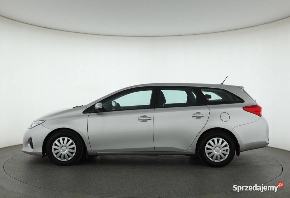 Toyota Auris 13 Dual VVTi światła do jazdy dziennej Auris Piaseczno