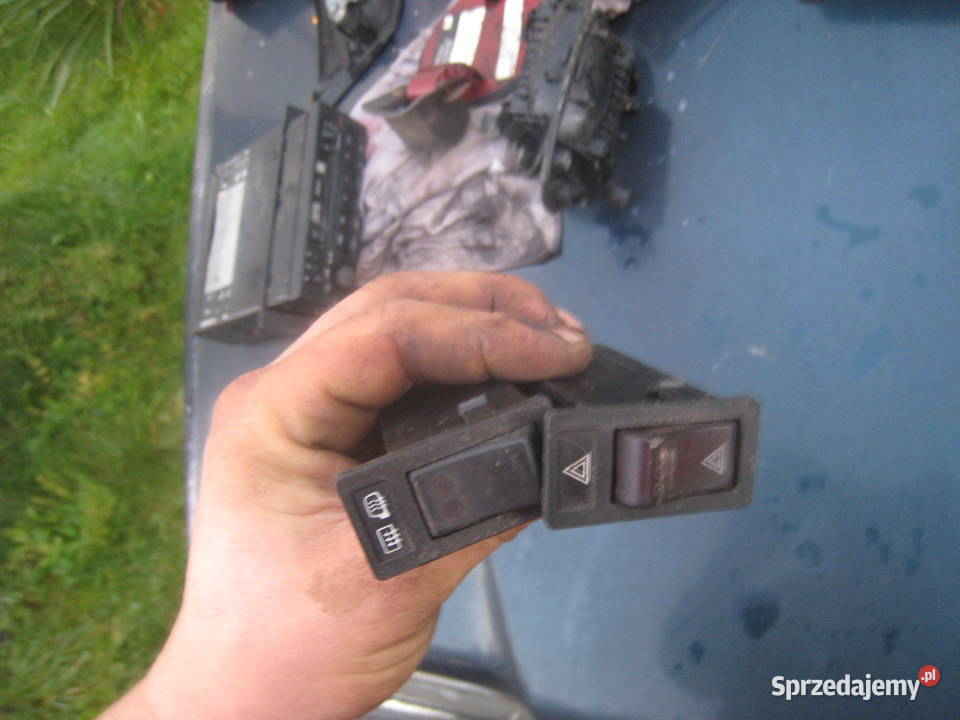 Przełącznik włącznik grzania szyby tylnej Kraków sprzedam