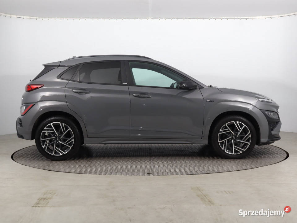 Hyundai Kona 10 TGDI MHEV wielofunkcyjna kierownica Bielany Wrocławskie
