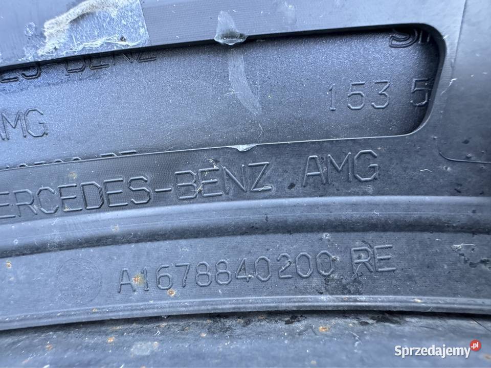 Listwa błotnika przód prawa rh MercedesBenz gle Sieraków