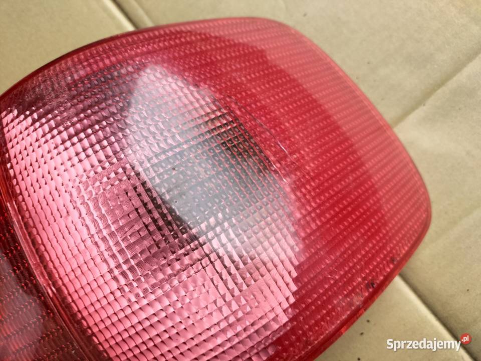 AUDI A6C4 A6 C4 SEDAN LAMPA TYŁ TYLNA PRAWA Kamień-Kolonia sprzedam