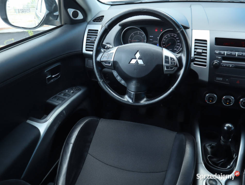 Mitsubishi Outlander 20 DID SUV