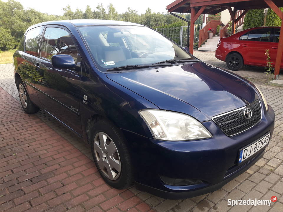 Toyota Corolla E12 benzyna 16 świeże opłaty Rok produkcji 2004 dolnośląskie Jelenia Góra