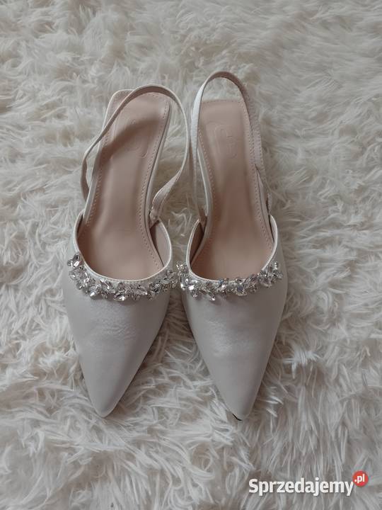 40 Bogato zdobione baleriny wieczorowe z odkrytą 25.5cm Kraków