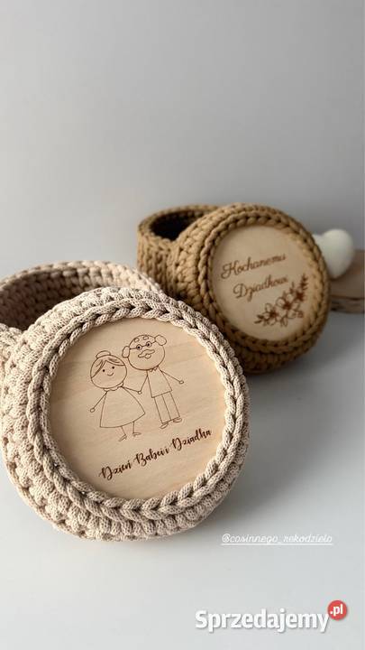 Szkatułka pudełko na szydełku dzień babci i łódzkie Łódź