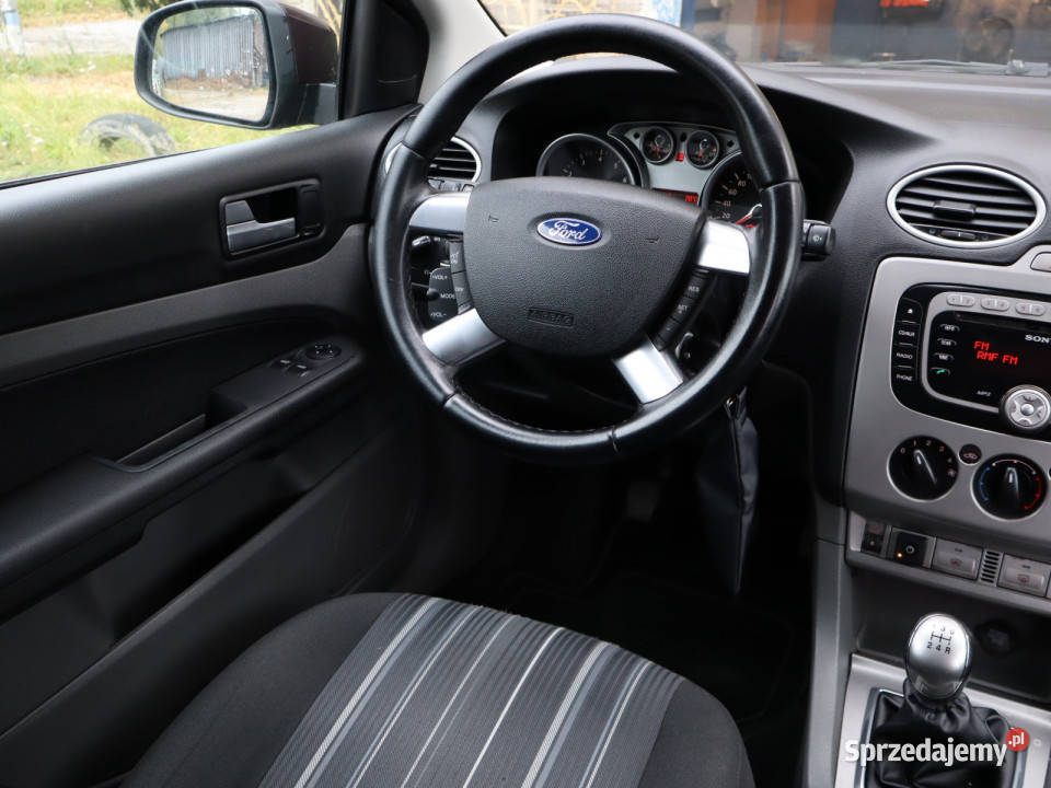 Ford Focus 18 16V fioletowy śląskie