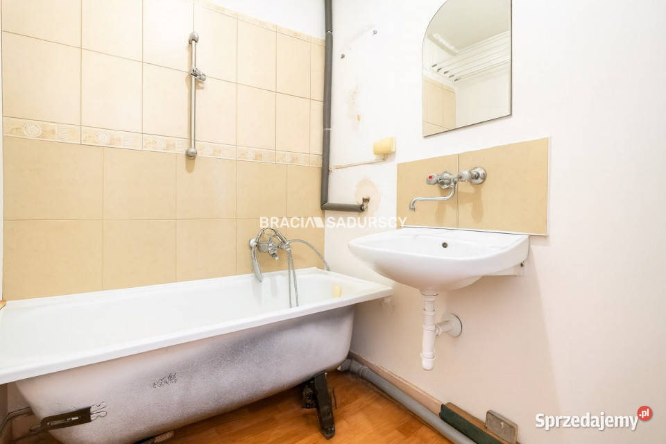 Mieszkanie 291 metrów 1 pokojowe Kraków Ugorek małopolskie sprzedam