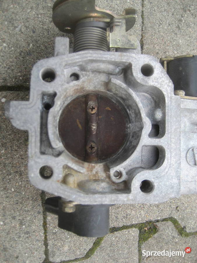 mazda 323 f 15 benzyna 9295r gaznik e9t062271 wielkopolskie Rakoniewice sprzedam