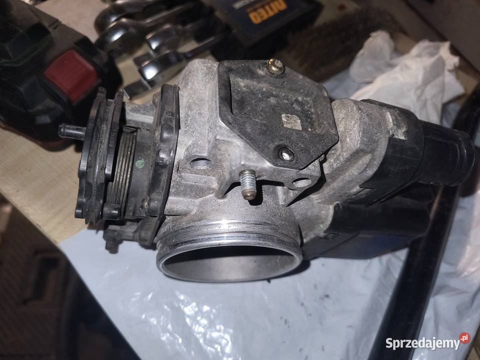 Przepustnica BMW E39 23i M52 1433414 Przepustnice Węgrów