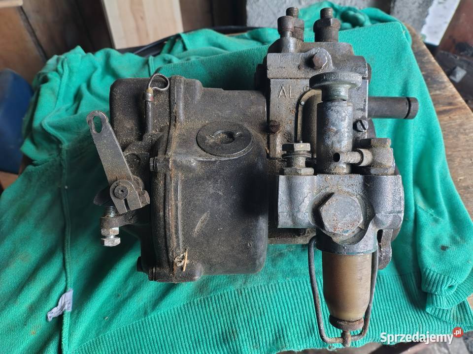 Pompa wtryskowa c328 sprzedam