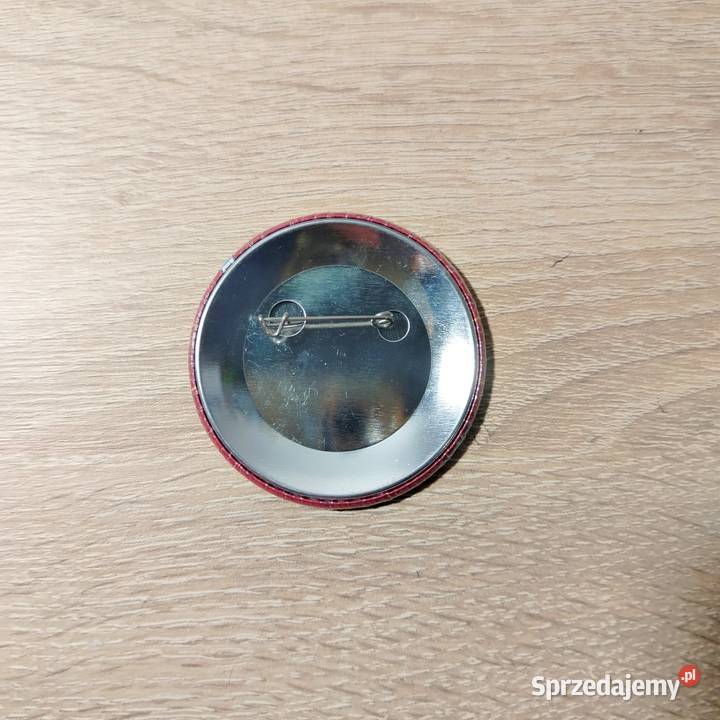 Przypinka do ubrań plecaka pin Fairytail Happy Suwałki