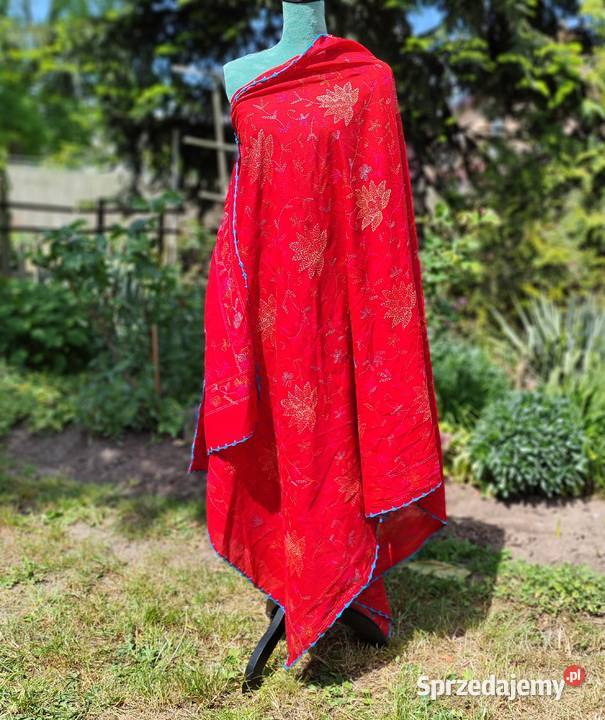 Duża chusta szal dupatta haftowana czerwona