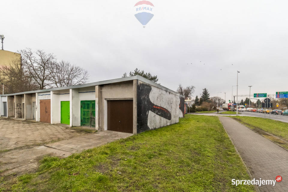 Garaż 21 m z kanałem i prądem centrum Łódź
