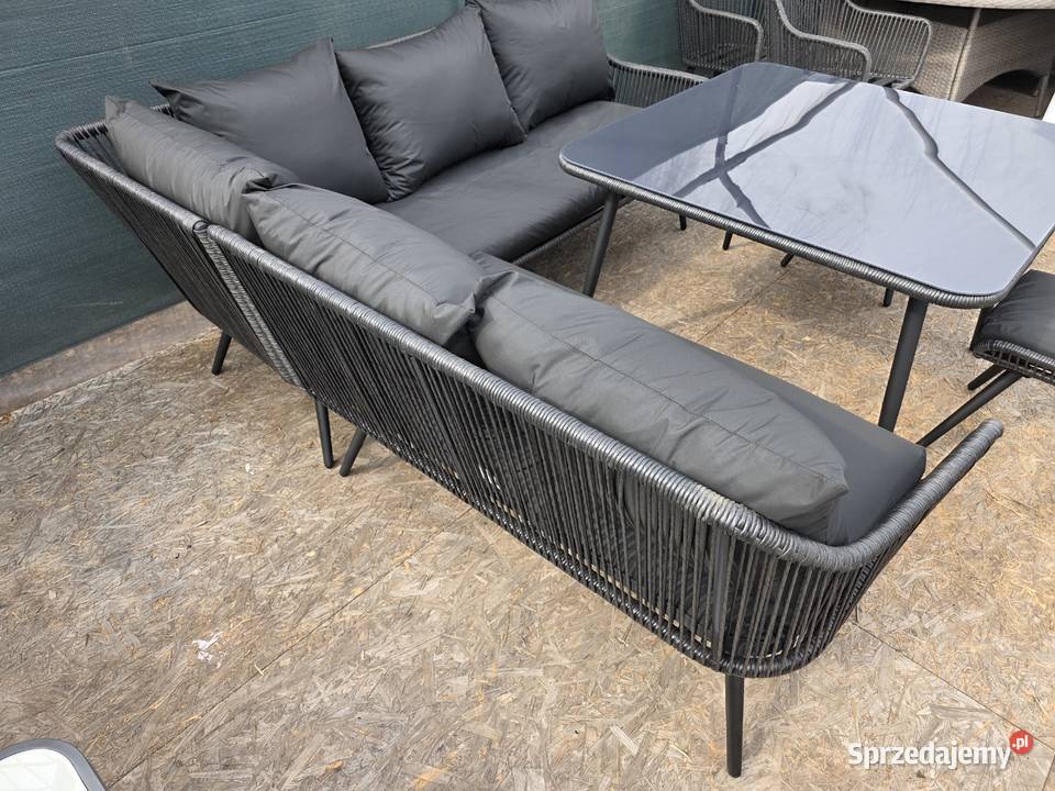 Duży narożnik ogrodowy Malta black stolik pufy Wschowa