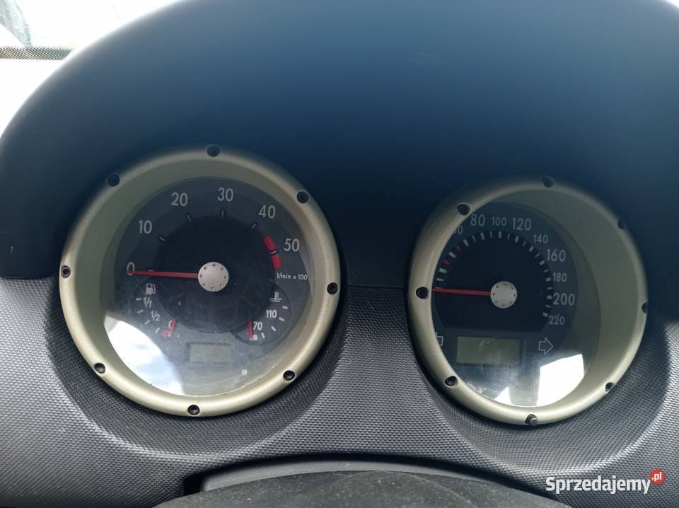 Volkswagen Polo 14 TDI 55 kw 2000 r dawca części Szklarka Myślniewska