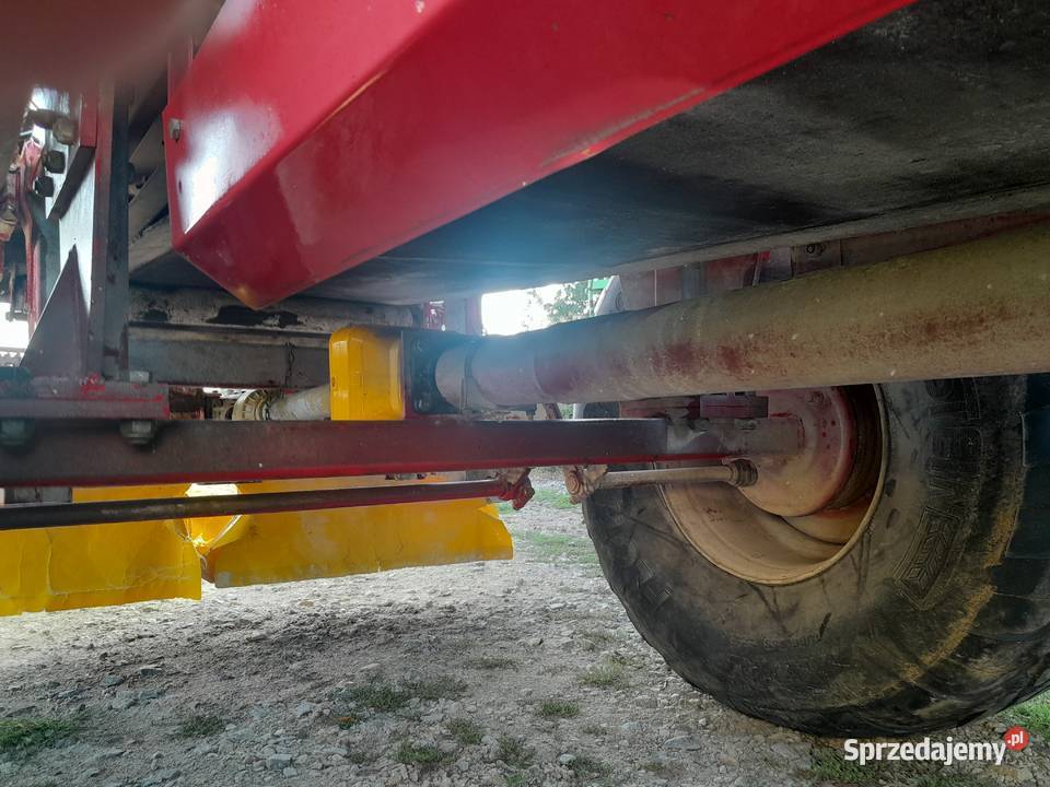 Rozsiewacz wapna Bredal K65A Sadogóra