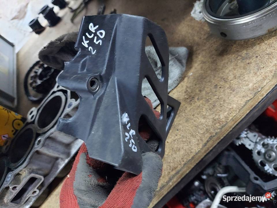 Kawasaki klr 250 osłona zębatki łańcucha pokrywa dolnośląskie Jelenia Góra