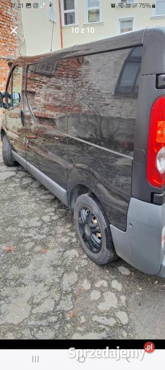 Opel vivaro silnik 25 Rok produkcji 2010 Opel podkarpackie Jasło