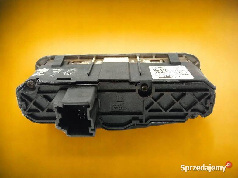 PRZEŁĄCZNIK ŚWIATEŁ 84215920 Opel Insignia II