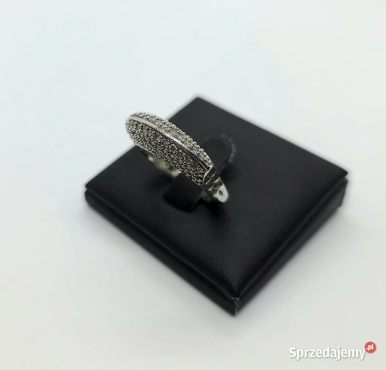 Srebrny pierścionek próby 925 427g Rozmiar 17