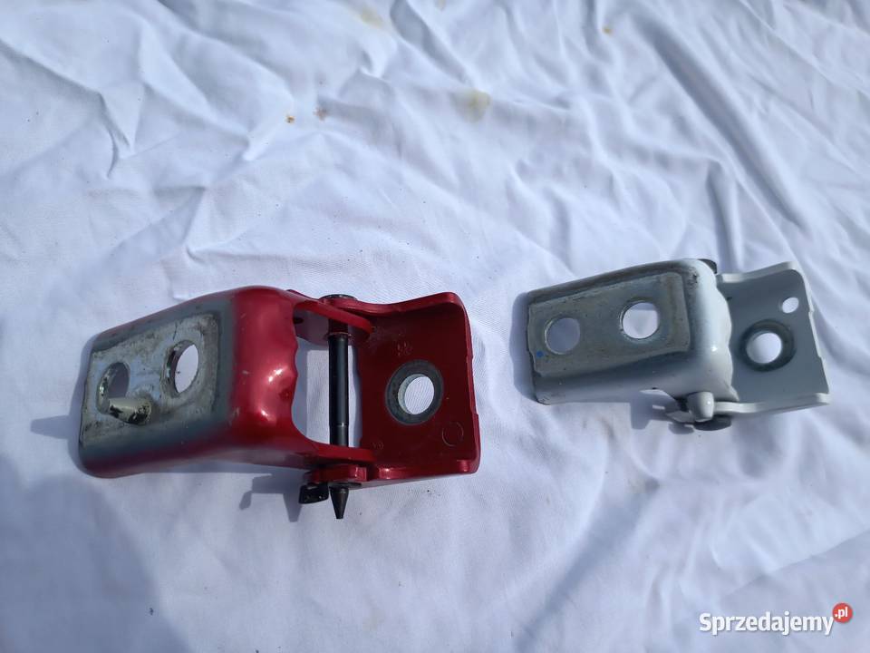 Peugeot 208 zawiasy drzwi Zawiasy, bolce i prowadnice małopolskie