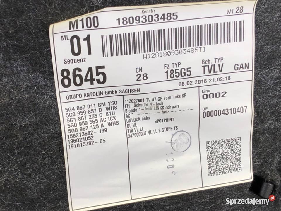 BOCZEK DRZWI LEWY PRZÓD VW GOLF VII Kombi Tapicerki samochodowe