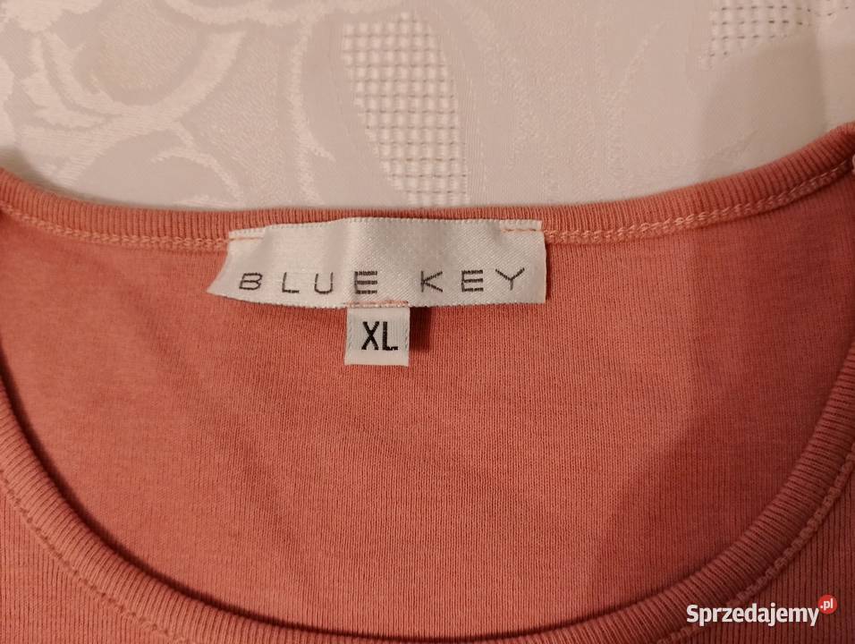 BLUZECZKA koszulka trykotowa pudrowy róż XL 100 różowy Oborniki