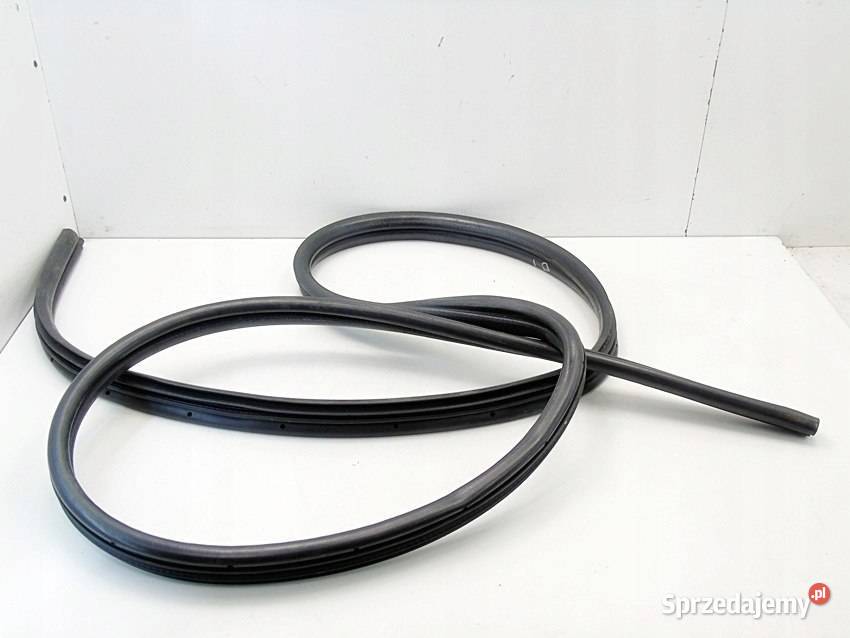 Uszczelka wnęki drzwi lewy przód Nissan Almera