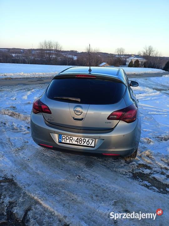Opel Astra J 17 CDTI podkarpackie Jawornik Polski
