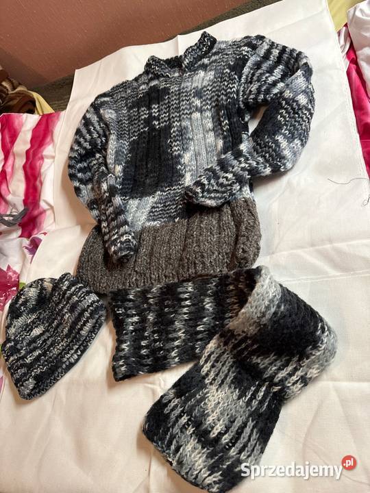 Ręcznie robiony sweter plus czapka plus szalik Rzeszów
