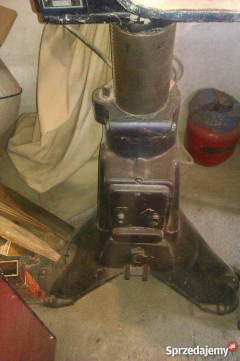 CZYSZCZARKA OBUWNICZA produkcja pantofli małopolskie