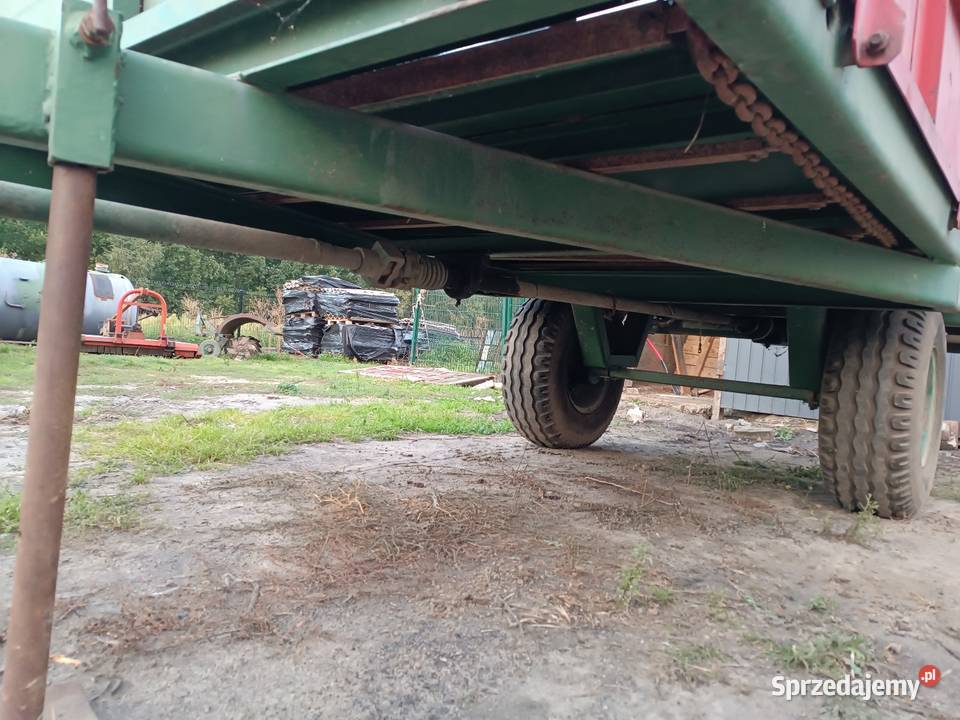 rozrzutnik 25 t przyczepa nieuszkodzony Komorów