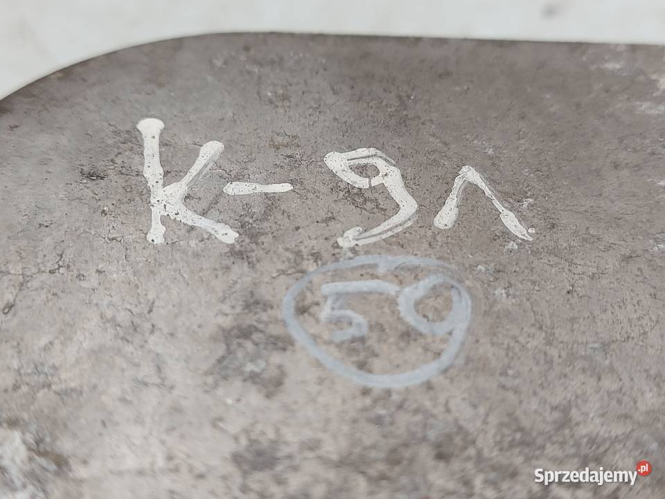 AUDI A4 B7 20 TDI 07r łapa silnika 8E0199335N osobowe Kielce