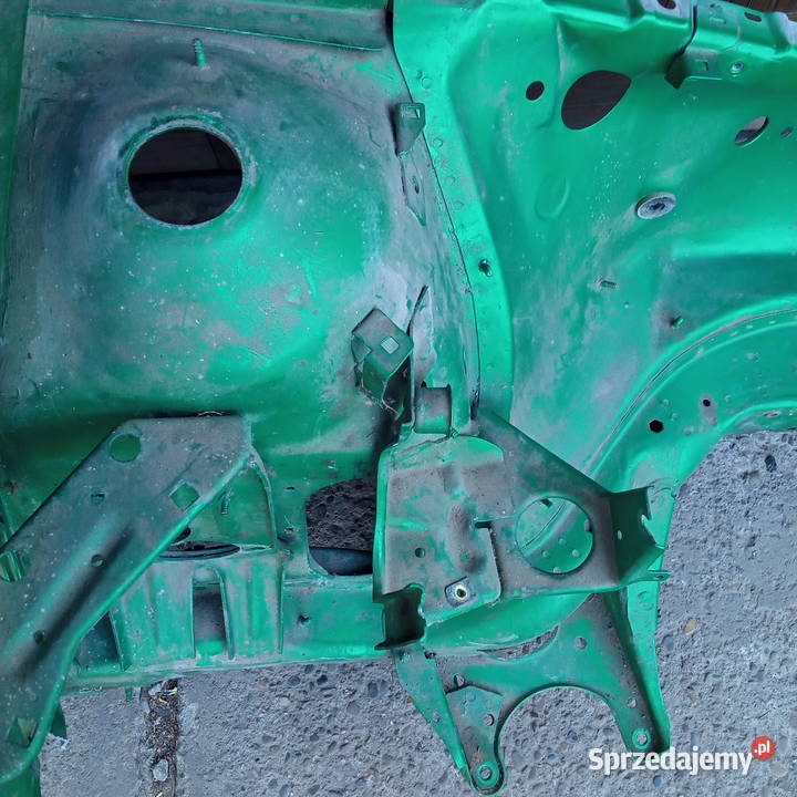 Audi 80 Cabrio Podłużnica lewa przód Ćwiartka