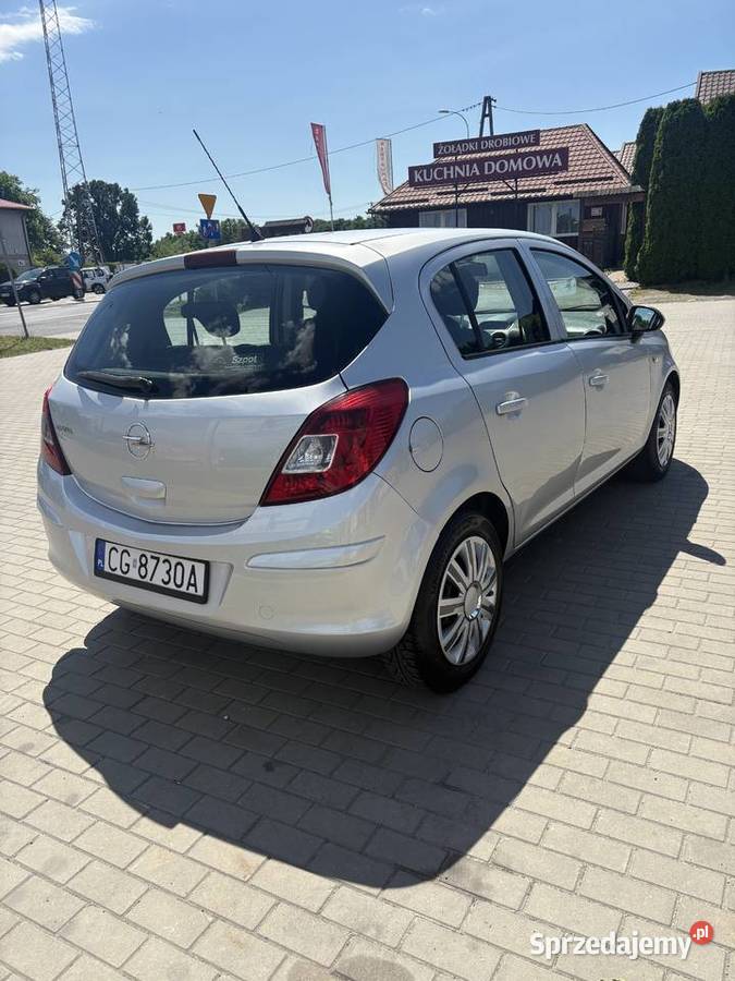 Opel Corsa 12 benzyna 80 klimatyzacja salon CD Dolna Grupa
