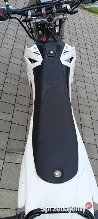 Cross Beta 1253 silnik Yamaha 15 Sprzedam mazowieckie Serock