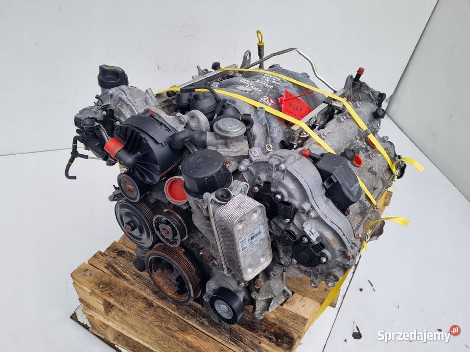 SILNIK KOMPLET Mercedes W204 30 V6 231 272947 osobowe Rudka