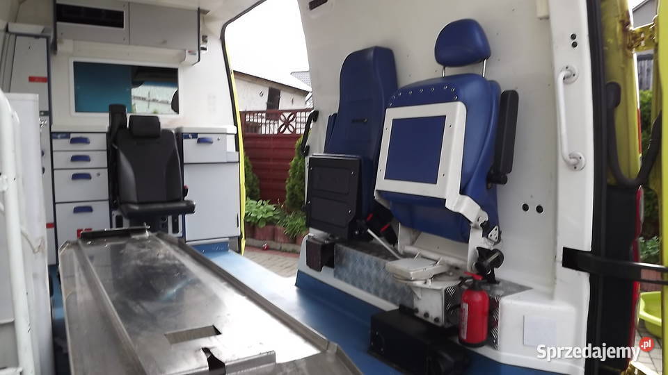 ambulans karetka 2500cm3 Drągowina